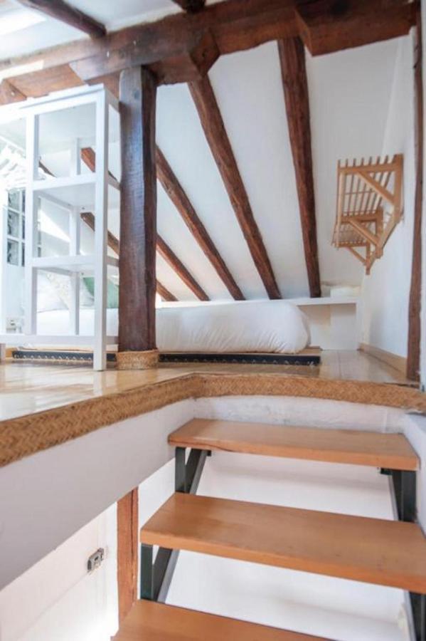 Guernica III Apartment Madrid Bagian luar foto